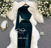 مدل لباس مجلسی مخمل سبز زنانه