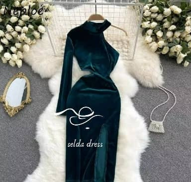 مدل لباس مجلسی مخمل سبز زنانه