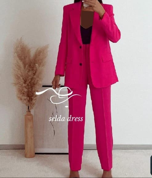 کت و شلوار سرخابی