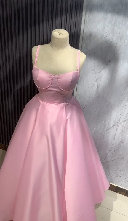 لباس شب دکلته صورتی