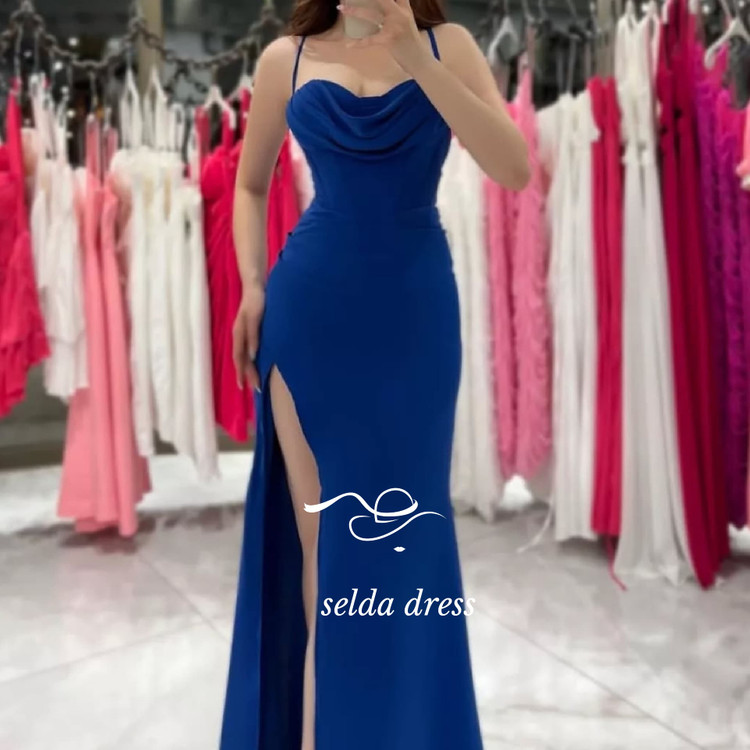 مجلسی آبی کاربنی